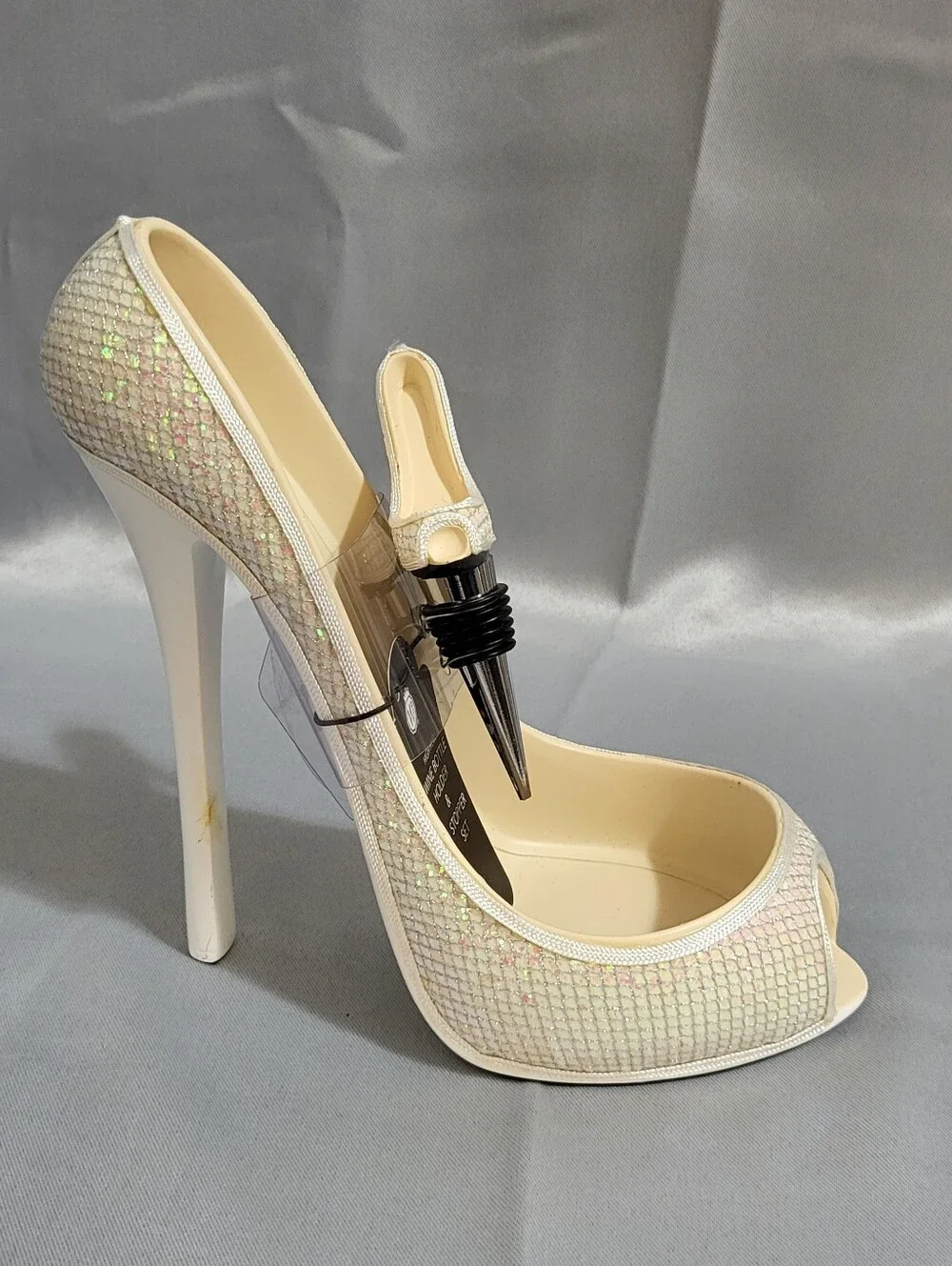 Wild Eye Designs High Stiletto Heel Shoe Wine Bottle Holder & Stopper Glitter